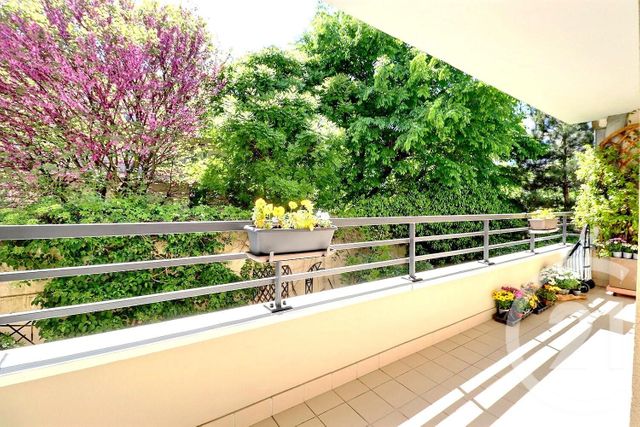 Appartement F4 à vendre - 5 pièces - 99,02 m2 - Les Lilas - 93 - ILE-DE-FRANCE