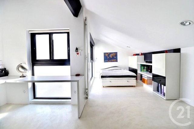 Afficher la photo en grand Appartement F4 à vendre - 4 pièces - 116 m2 - Les Lilas - 93 - ILE-DE-FRANCE