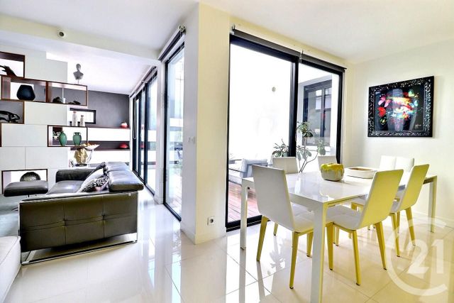 Afficher la photo en grand Appartement F4 à vendre - 4 pièces - 116 m2 - Les Lilas - 93 - ILE-DE-FRANCE