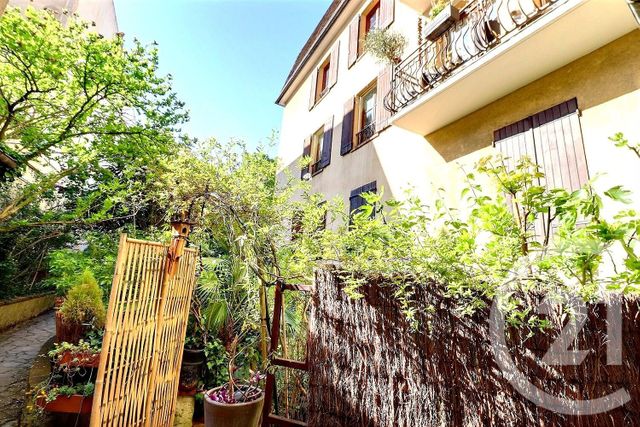Appartement &agrave; vendre - 3 pi&egrave;ces - 68,90 m2 - Les Lilas - 93 - ILE-DE-FRANCE