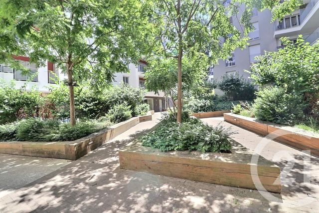 Appartement à vendre - 3 pièces - 63 m2 - Romainville - 93 - ILE-DE-FRANCE