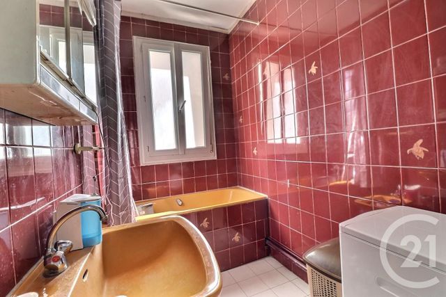 Afficher la photo en grand Appartement à vendre - 2 pièces - 42 m2 - Bagnolet - 93 - ILE-DE-FRANCE