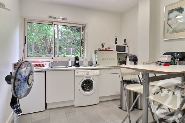 Appartement à vendre - 6 pièces - 122 m2 - Les Lilas - 93 - ILE-DE-FRANCE