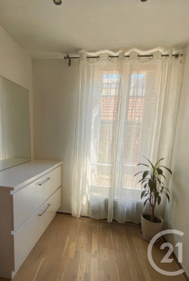 Appartement à vendre - 2 pièces - 23 m2 - Bagnolet - 93 - ILE-DE-FRANCE