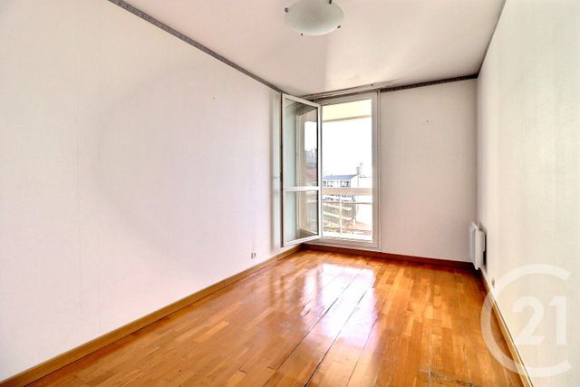 Afficher la photo en grand Appartement F4 à vendre - 4 pièces - 85,61 m2 - Les Lilas - 93 - ILE-DE-FRANCE