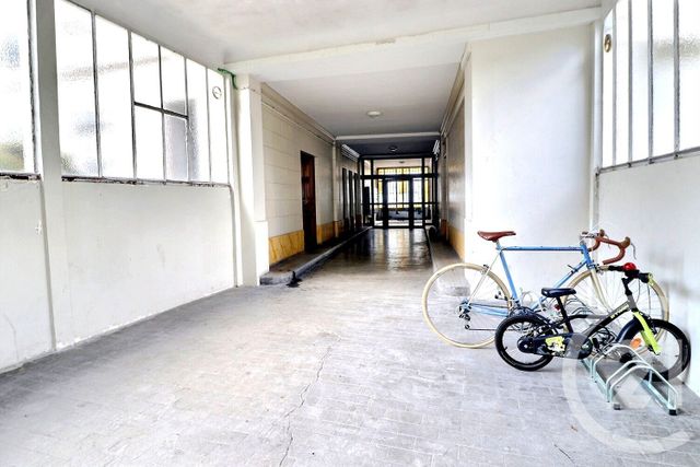 Appartement à vendre - 5 pièces - 98,41 m2 - Les Lilas - 93 - ILE-DE-FRANCE