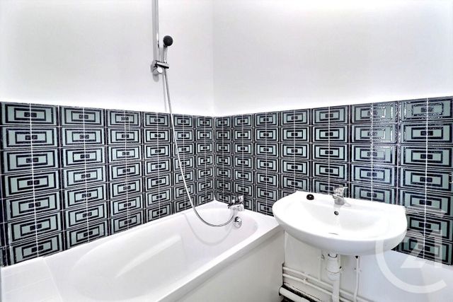 Afficher la photo en grand Appartement F4 à vendre - 4 pièces - 78 m2 - Montreuil - 93 - ILE-DE-FRANCE