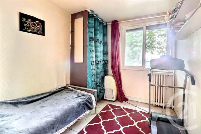 Appartement F4 à vendre - 4 pièces - 62 m2 - Pantin - 93 - ILE-DE-FRANCE