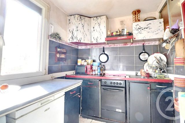 Appartement F4 à vendre - 4 pièces - 62 m2 - Pantin - 93 - ILE-DE-FRANCE