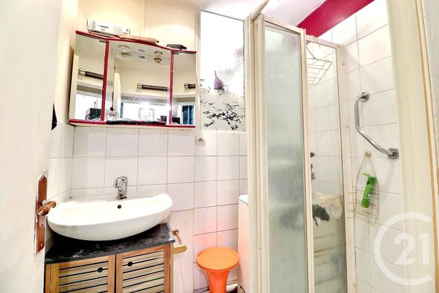 Appartement F4 à vendre - 4 pièces - 62 m2 - Pantin - 93 - ILE-DE-FRANCE