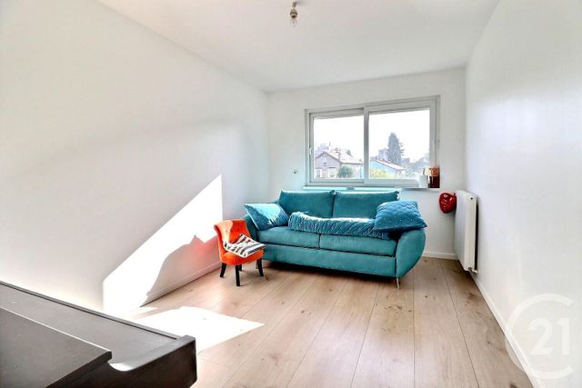 Appartement F4 à vendre - 4 pièces - 113 m2 - Noisy Le Sec - 93 - ILE-DE-FRANCE