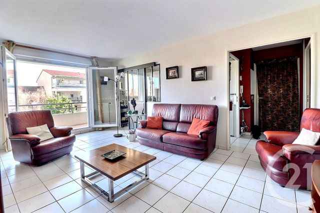 Appartement F4 &agrave; vendre - 4 pi&egrave;ces - 80,15 m2 - Bagnolet - 93 - ILE-DE-FRANCE