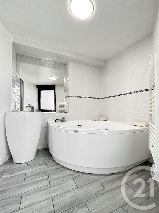 Maison &agrave; vendre - 5 pi&egrave;ces - 200 m2 - Les Lilas - 93 - ILE-DE-FRANCE