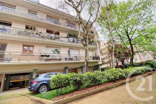 Appartement &agrave; vendre - 4 pi&egrave;ces - 78 m2 - Les Lilas - 93 - ILE-DE-FRANCE