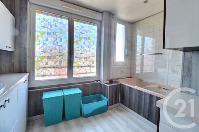 Appartement &agrave; vendre - 4 pi&egrave;ces - 84,45 m2 - Les Lilas - 93 - ILE-DE-FRANCE