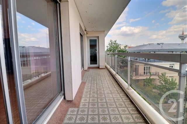 Appartement &agrave; vendre - 3 pi&egrave;ces - 74,80 m2 - Les Lilas - 93 - ILE-DE-FRANCE