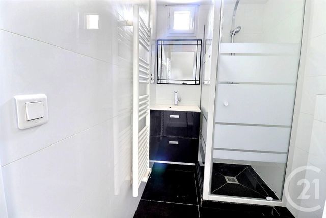 Appartement &agrave; vendre - 5 pi&egrave;ces - 125 m2 - Les Lilas - 93 - ILE-DE-FRANCE