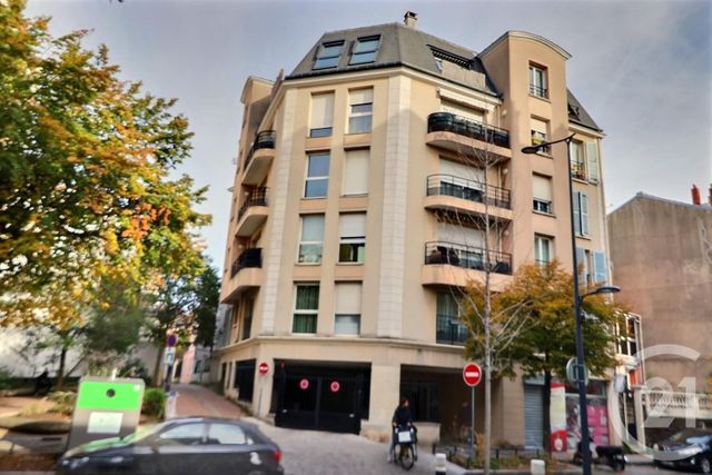Appartement &agrave; vendre - 5 pi&egrave;ces - 105 m2 - Les Lilas - 93 - ILE-DE-FRANCE